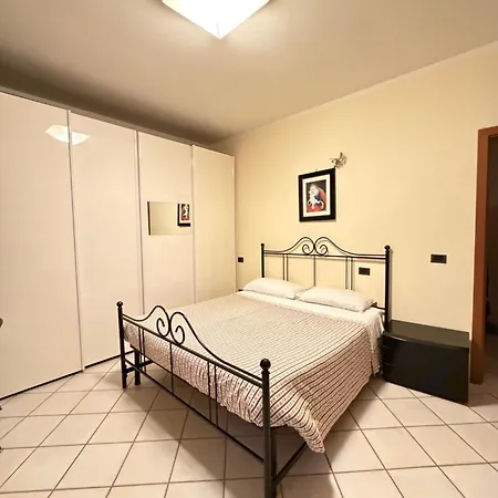 By Ospitaci Apartamento *